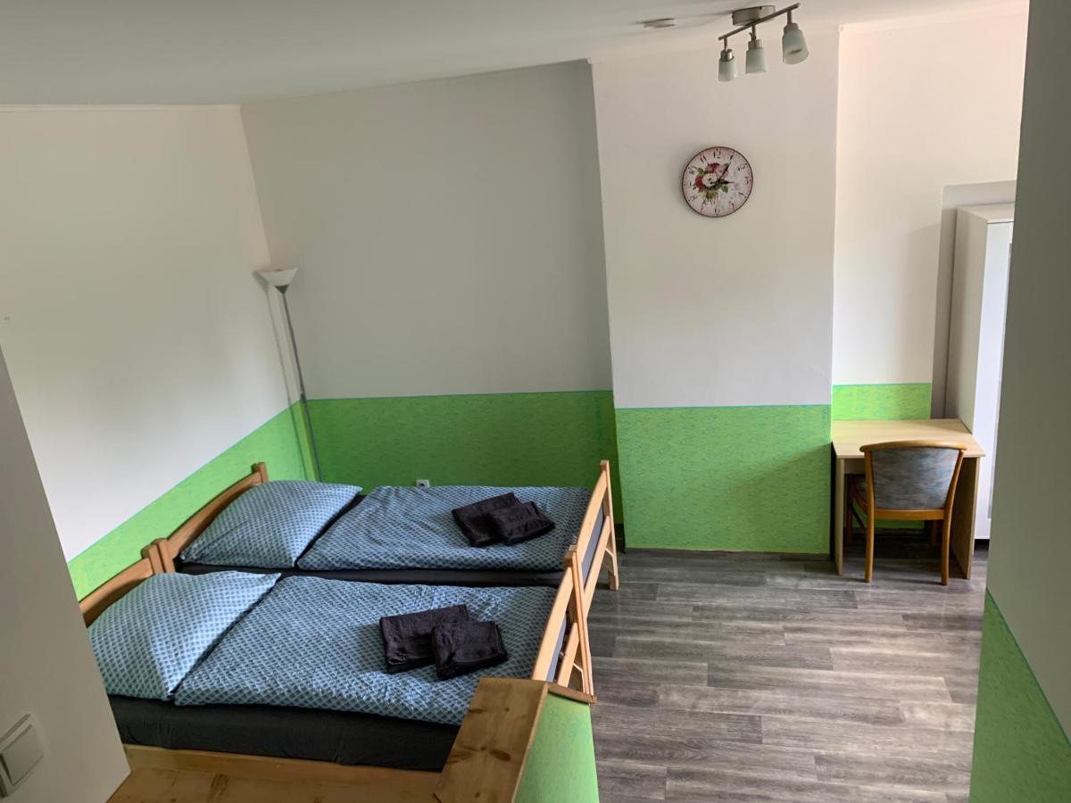 Penzion U Jezera Otel Konstantinovy Lázně Dış mekan fotoğraf