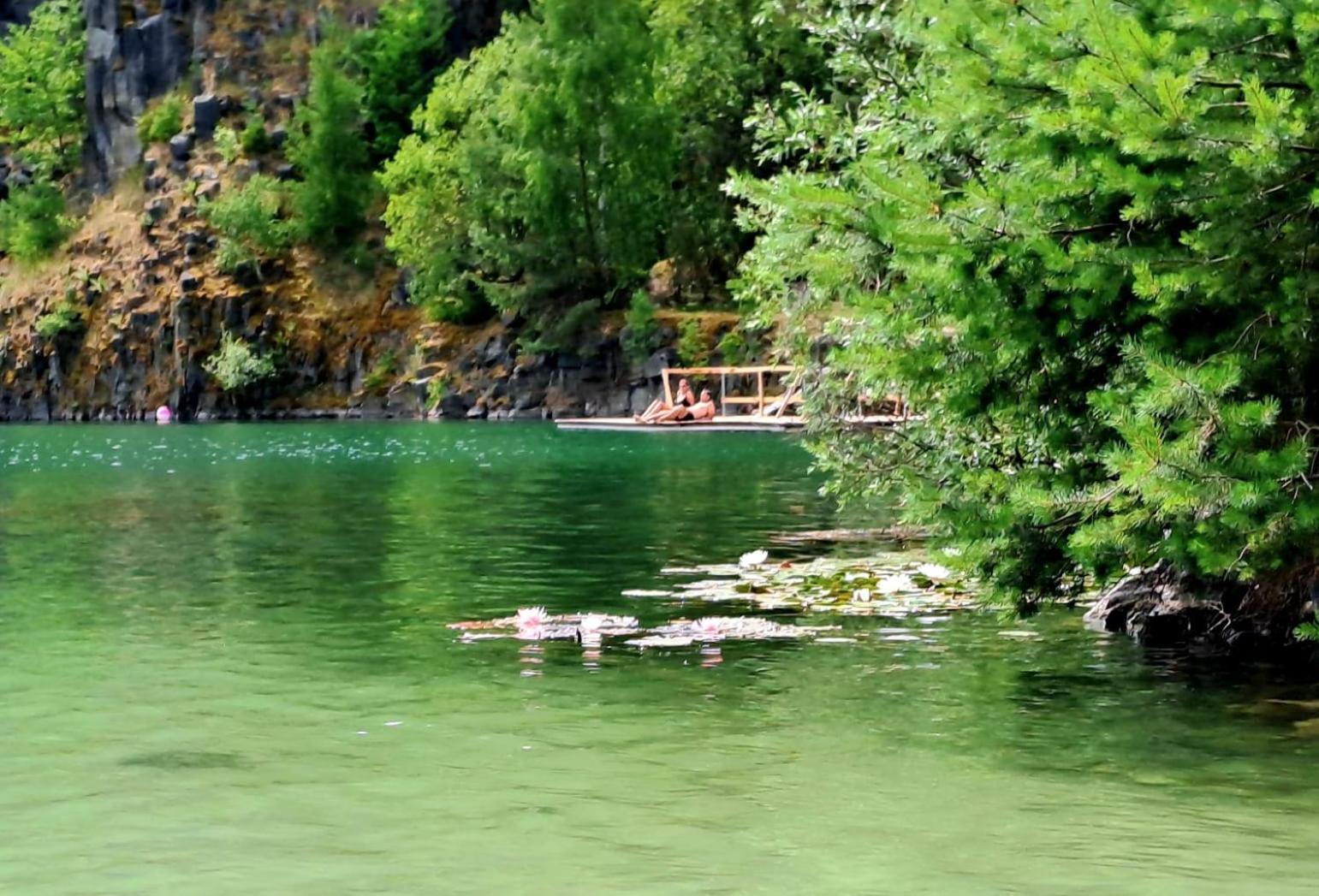 Penzion U Jezera Otel Konstantinovy Lázně Dış mekan fotoğraf